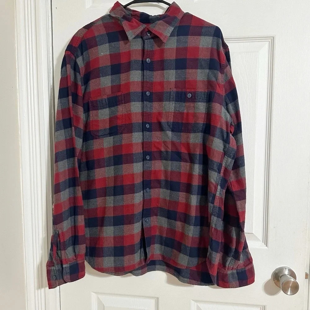 J. Crew Flannel Mens XL Check Plaid Button-Up Shirt Navy Red Long Sleeve Casual